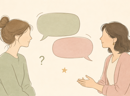 Illustration d’un échange bienveillant entre un parent et une professionnelle de la petite enfance